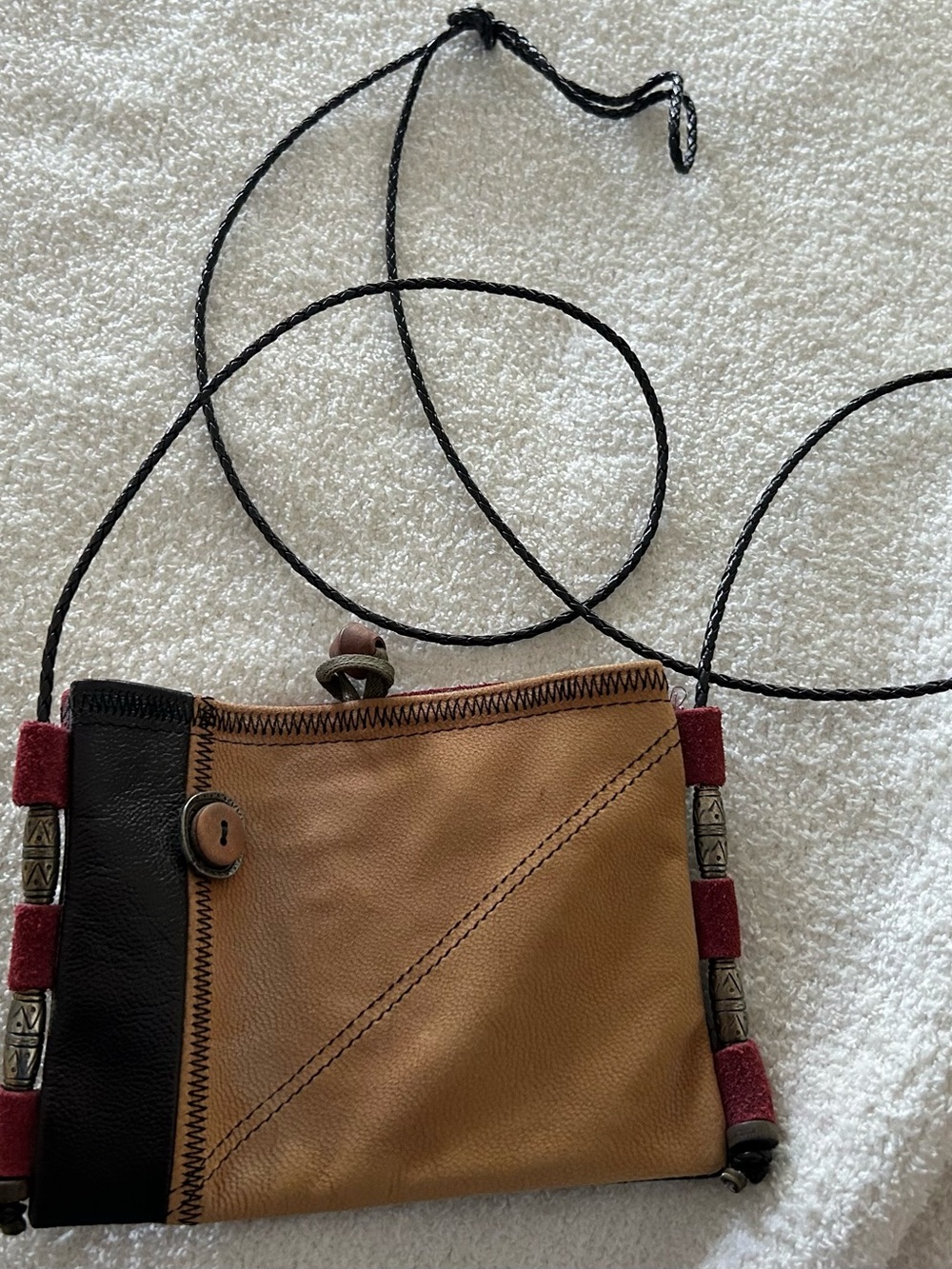Handcrafted Black and Red Leather Crossbody Bag - Picture 2 of 2